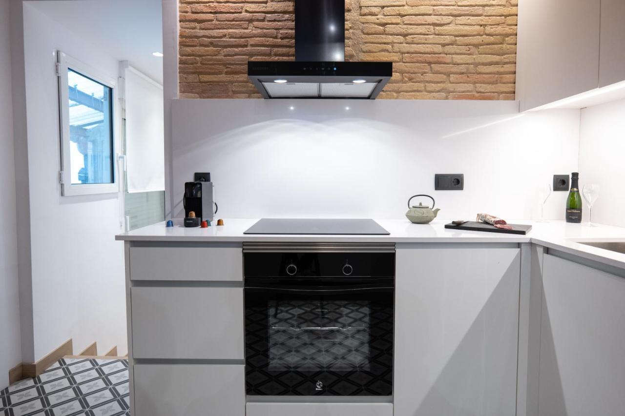 Niu Del Sol Apartment Vic Luaran gambar