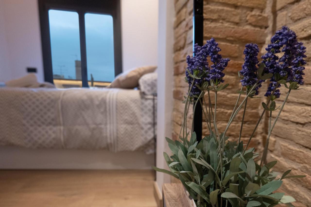 Niu Del Sol Apartment Vic Luaran gambar